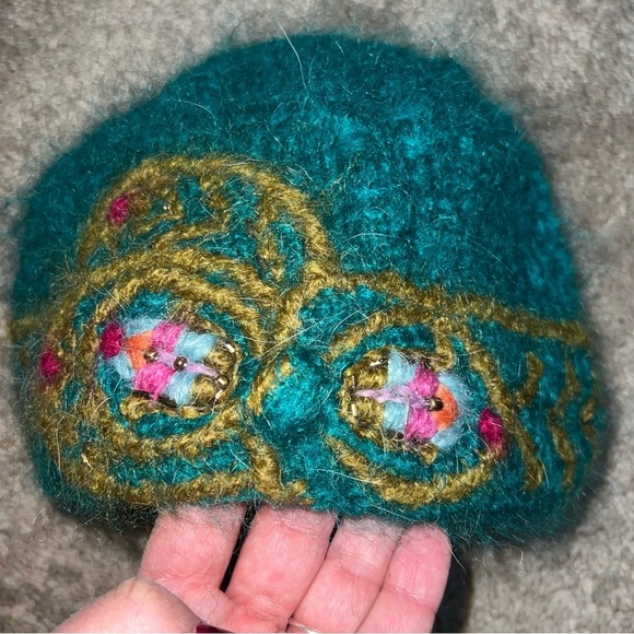 French Knot Mohair Abby Cloche 1920’s Style Turquoise Floral Hat - Picture 4 of 6